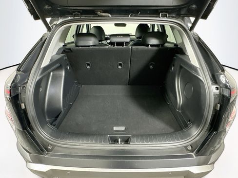 Used 2024 Hyundai Kona Limited FWD image 30