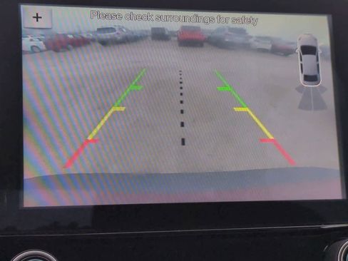 Used 2019 Ford EcoSport SE w/ SE Convenience Package image 30