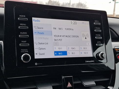 Used 2021 Toyota Camry LE image 17