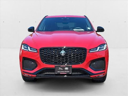 New 2026 Jaguar F-PACE R-Dynamic S image 2