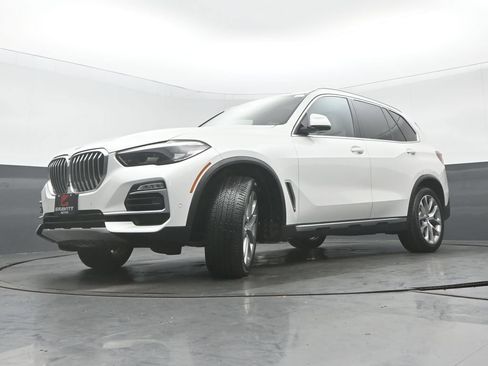 Used 2019 BMW X5 xDrive40i w/ Premium Package 2 AWD/4WD image 31