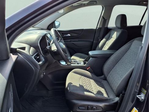 Used 2022 Chevrolet Equinox LT image 12