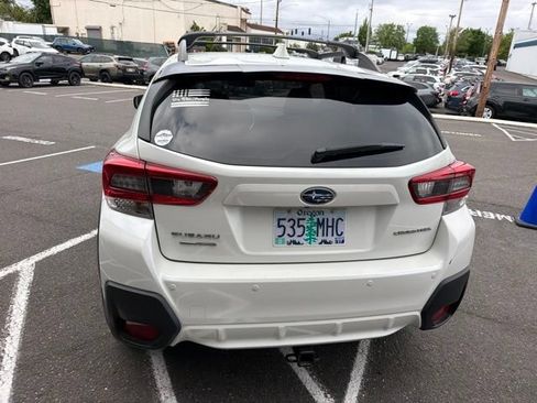 Used 2020 Subaru Crosstrek 2.0i Premium w/ Moonroof Package w/Navigation AWD/4WD image 7