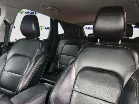 Used 2021 Ford Escape SEL image 10