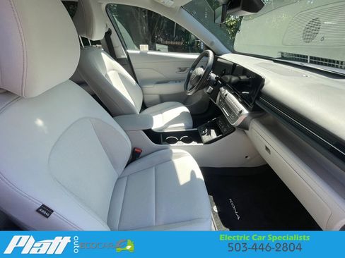 Used 2024 Hyundai Kona SEL FWD image 49