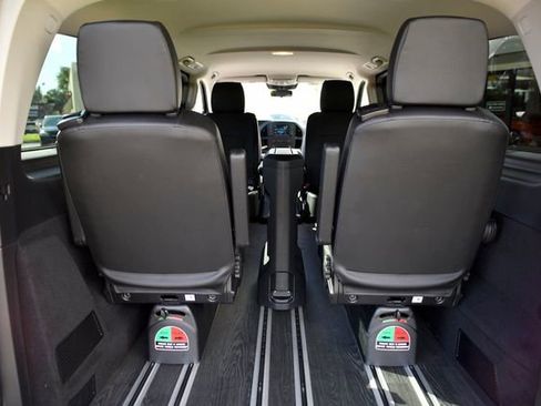 Used 2023 Mercedes-Benz Metris Passenger image 17