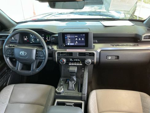 Used 2025 Toyota Tacoma SR5 image 20