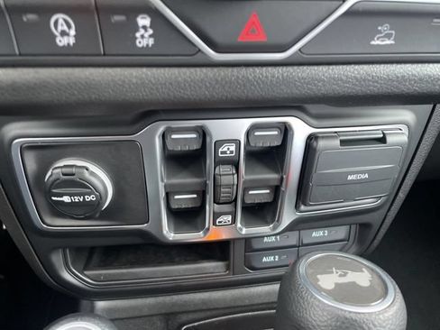 New 2026 Jeep Wrangler Unlimited Sport AWD/4WD image 30