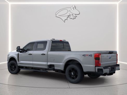 New 2026 Ford F350 XL w/ STX Appearance Package AWD/4WD image 4