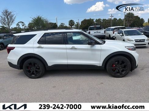 Used 2022 Ford Explorer ST w/ Equipment Group 401A image 1