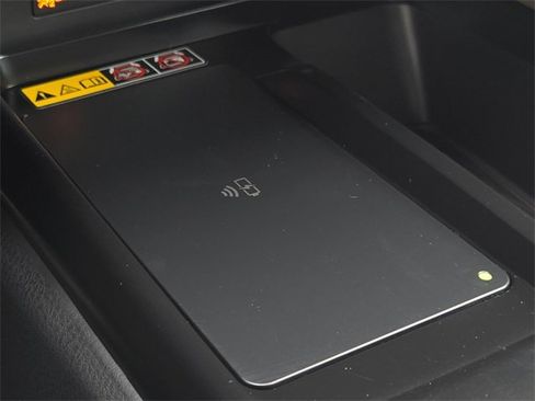 Certified 2026 Toyota Camry SE image 32