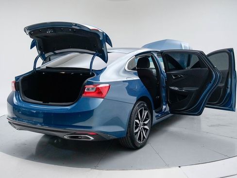 Used 2024 Chevrolet Malibu RS image 21