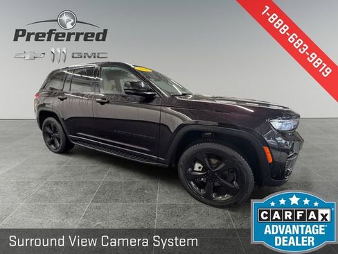 Used 2023 Jeep Grand Cherokee Limited w/ Luxury Tech Group II image 9