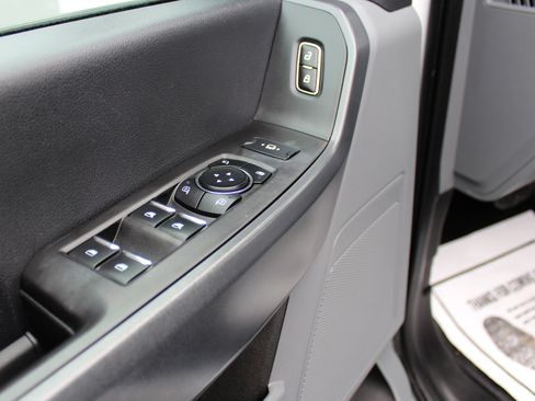 Used 2023 Ford F350 XLT w/ FX4 Off-Road Package image 36