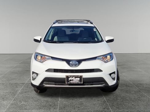Used 2016 Toyota RAV4 XLE image 2