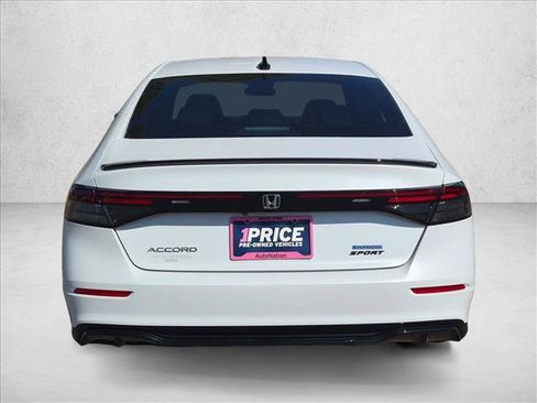 Used 2024 Honda Accord Sport image 7