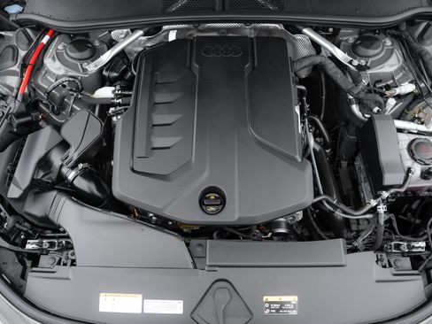 Certified 2025 Audi A5 2.0T Premium Plus w/ Premium Plus AWD/4WD image 32