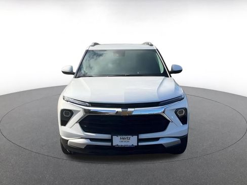 Used 2025 Chevrolet TrailBlazer LT image 4