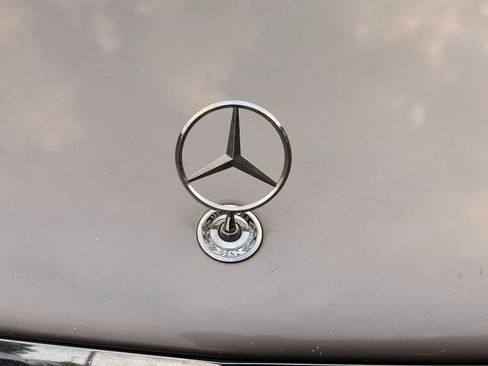 Used 2006 Mercedes-Benz E 320 CDI Sedan image 47