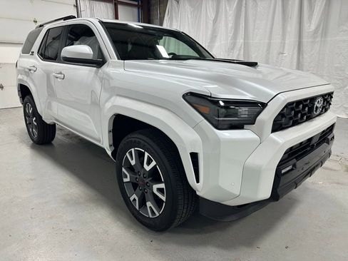 Used 2025 Toyota 4Runner TRD Sport image 1