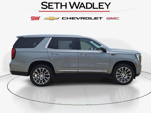 New 2026 GMC Yukon Denali w/ Denali Reserve Package AWD/4WD image 8