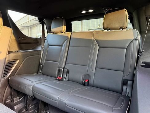 Used 2021 GMC Yukon SLT AWD/4WD image 27