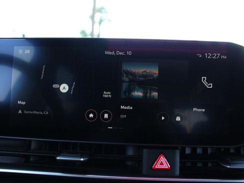 Certified 2025 Kia Carnival image 21