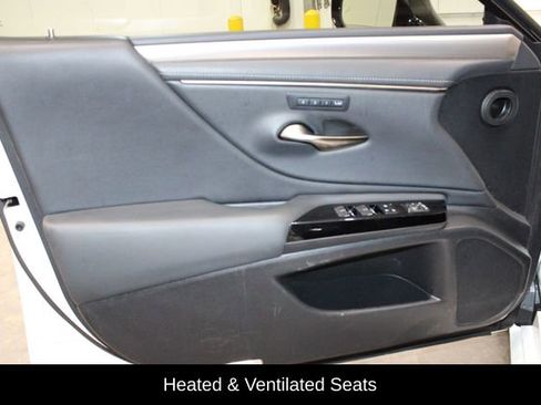 Used 2022 Lexus ES 350 F Sport image 16