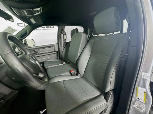 Used 2022 RAM 3500 Tradesman image 12