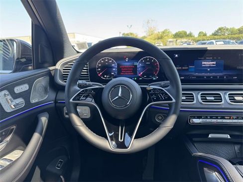 Certified 2025 Mercedes-Benz GLE 450 4MATIC image 21