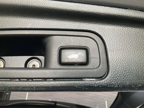 Used 2022 Honda Pilot Touring image 23