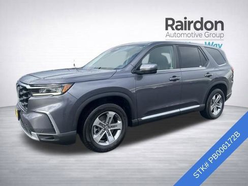 Used 2023 Honda Pilot EX-L image 3