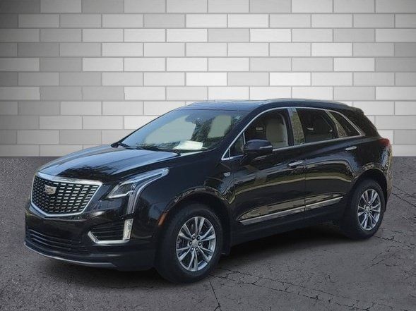 Used 2021 Cadillac XT5 Premium Luxury w/ LPO, Premium Carpet Package FWD image 8