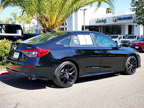 Used 2024 Honda Civic Sport image 9