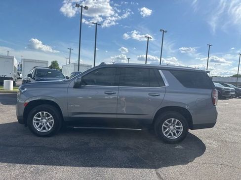 Used 2022 Chevrolet Tahoe LT w/ Luxury Package AWD/4WD image 6