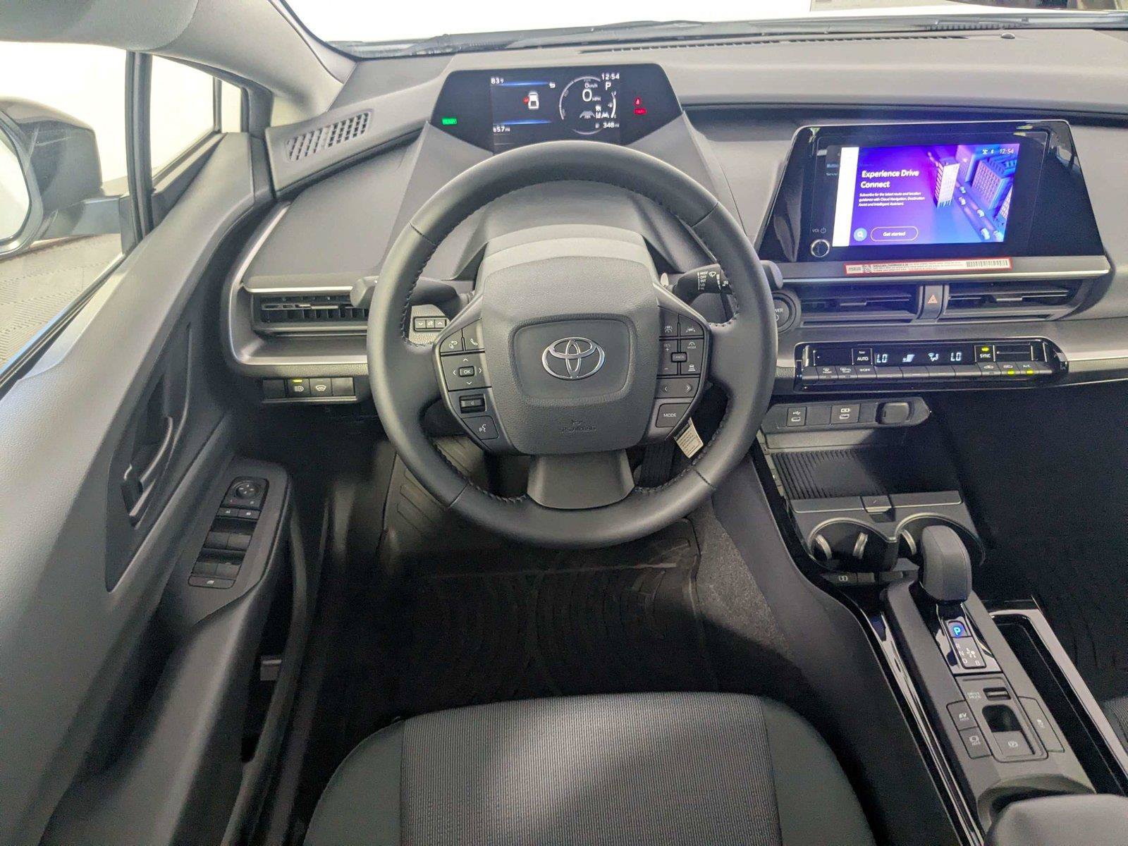 New 2027 Toyota Prius LE FWD image 24