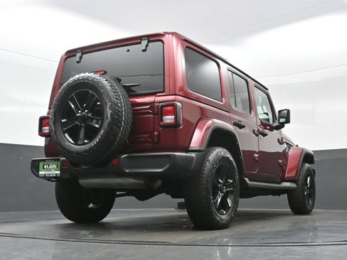 Used 2021 Jeep Wrangler Unlimited Sahara AWD/4WD image 31