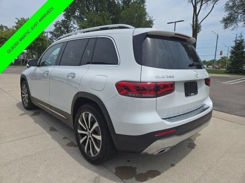 Used 2022 Mercedes-Benz GLB 250 4MATIC image 3