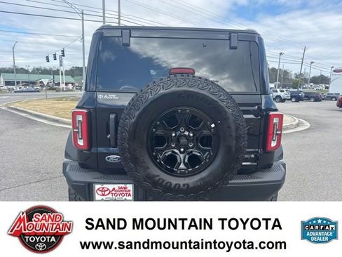 Used 2025 Ford Bronco Badlands w/ Sasquatch Package image 4