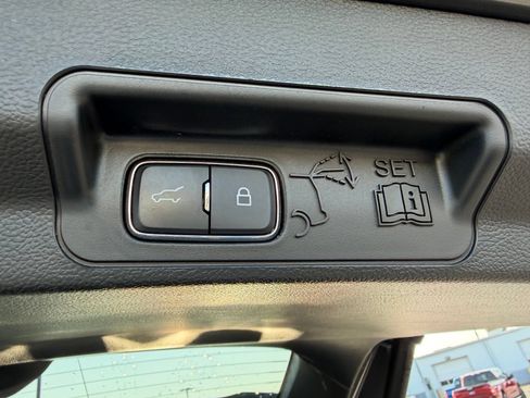 Used 2024 Ford Explorer XLT w/ Equipment Group 202A AWD/4WD image 12
