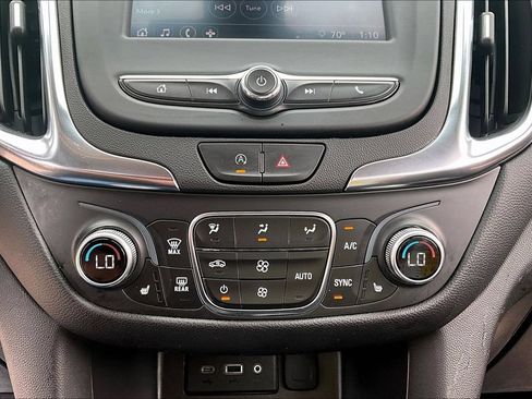 Used 2024 Chevrolet Equinox LT AWD/4WD image 31