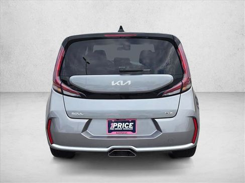 Used 2023 Kia Soul GT-Line FWD image 7