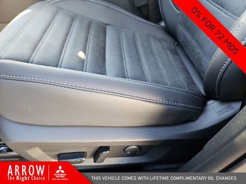 New 2026 Mitsubishi Outlander SE image 23