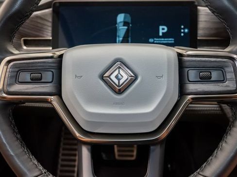 Used 2024 Rivian R1S Adventure AWD/4WD image 11