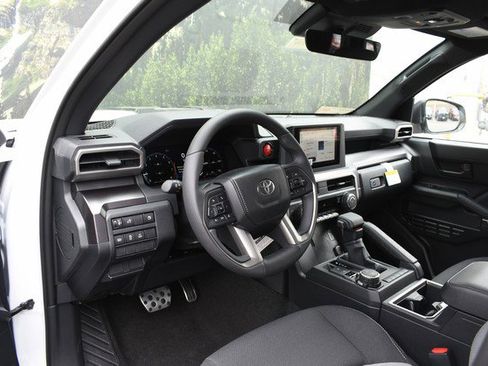 New 2026 Toyota 4Runner TRD Sport AWD/4WD image 6