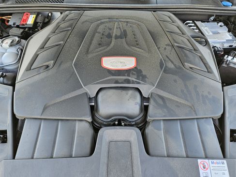 Used 2023 Porsche Cayenne Turbo GT AWD/4WD image 30
