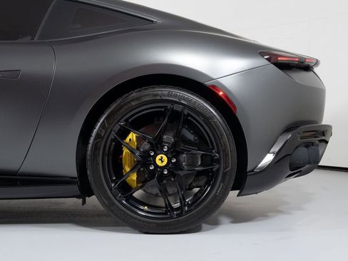 Used 2024 Ferrari Roma image 13