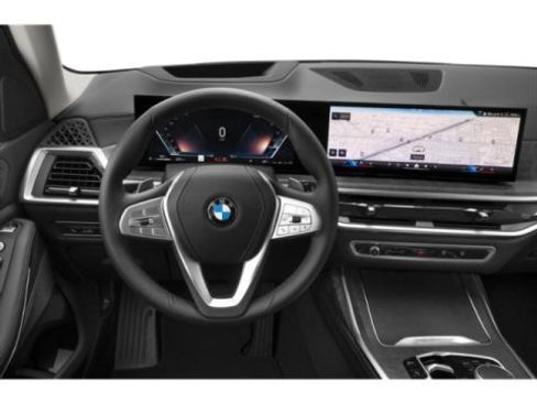 Used 2026 BMW X7 xDrive40i w/ Premium Package AWD/4WD image 9