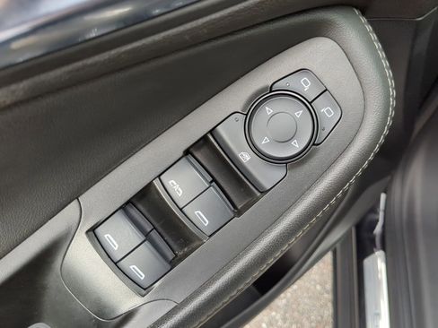 Used 2023 Buick Encore GX Preferred w/ Cold Weather Comfort Package image 18