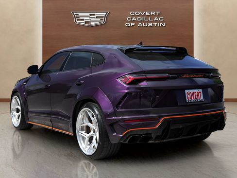 Used 2020 Lamborghini Urus AWD/4WD image 3